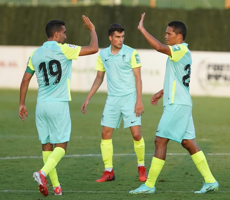 Bacca se estrenó con gol