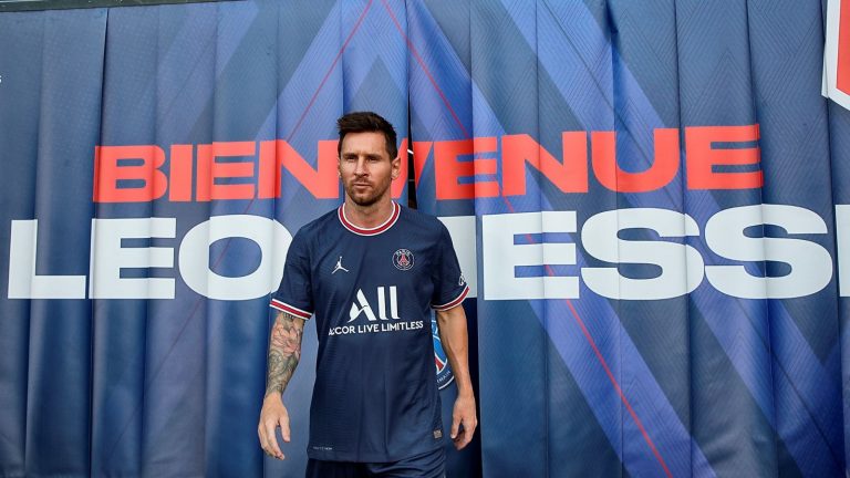 El vestuario influyó para aceptar: Messi