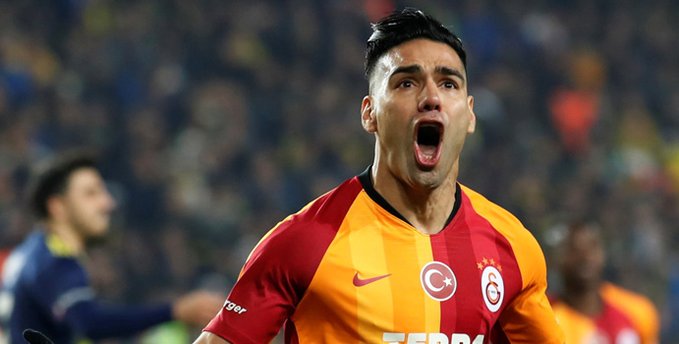 Galatasaray reveló salario de Falcao