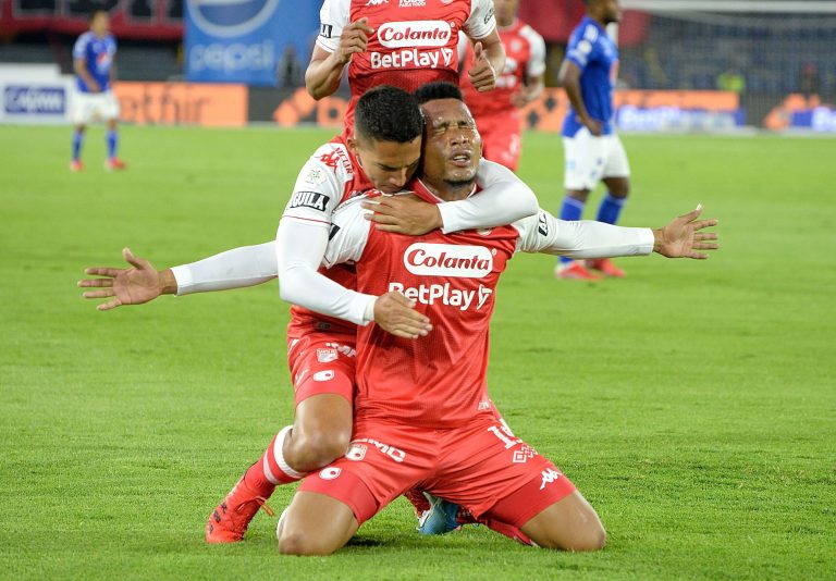 Despegó el Expreso Rojo