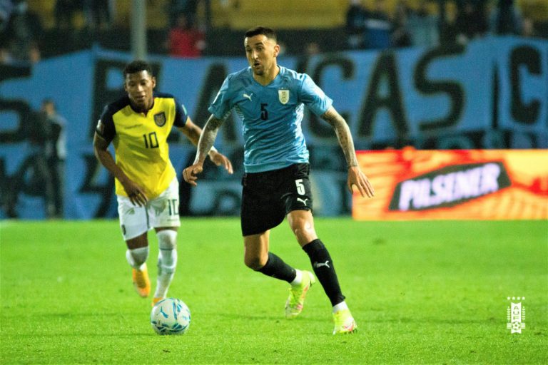 Uruguay y Paraguay ganaron en la décima fecha