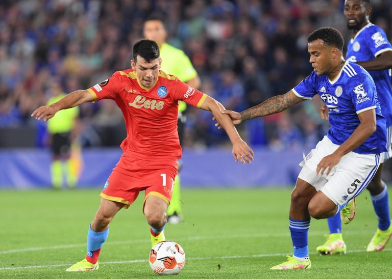 Napoli empató en Inglaterra