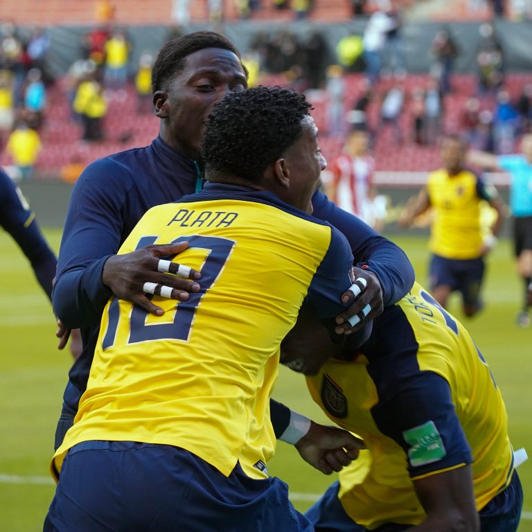 Ecuador citó 26 jugadores para enfrentar a Colombia