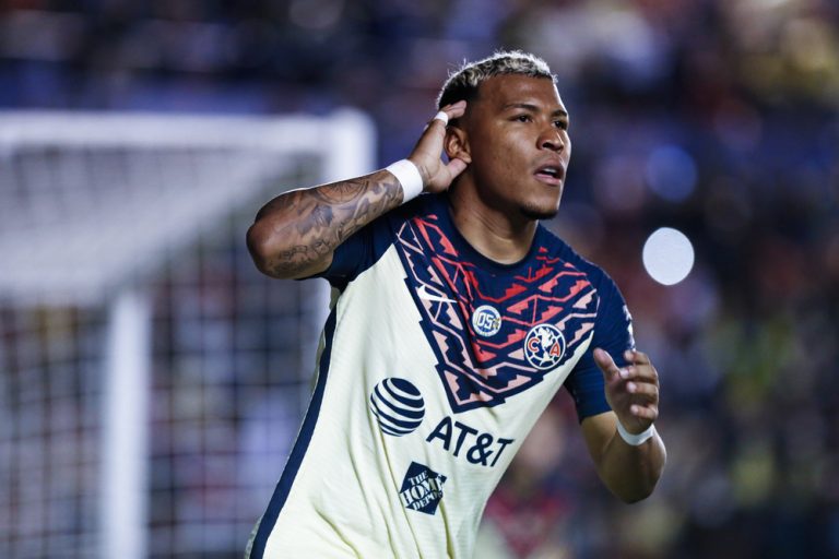 Solari elogió a Roger Martínez