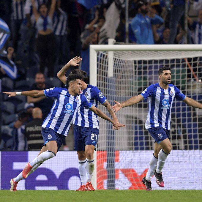 Díaz brilla en Champions