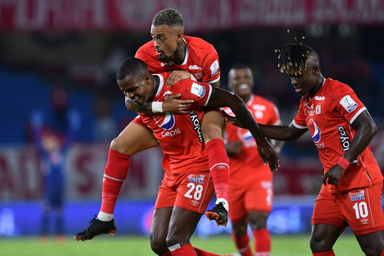 América de regreso a los ocho