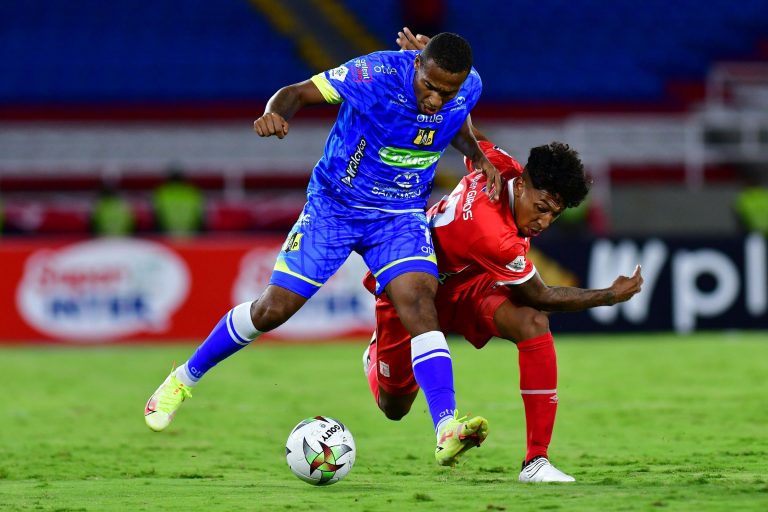 Alianza rescató un punto de visita