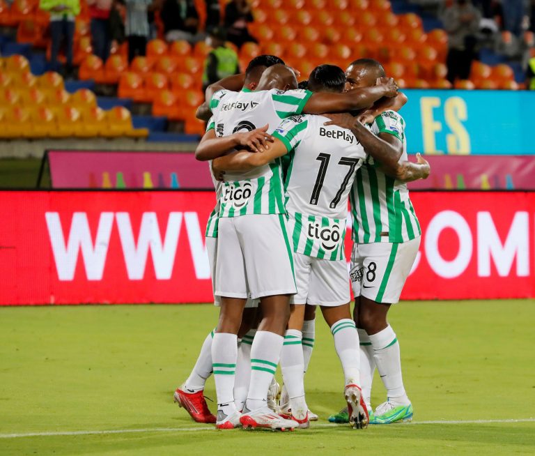 Nacional sigue sumando