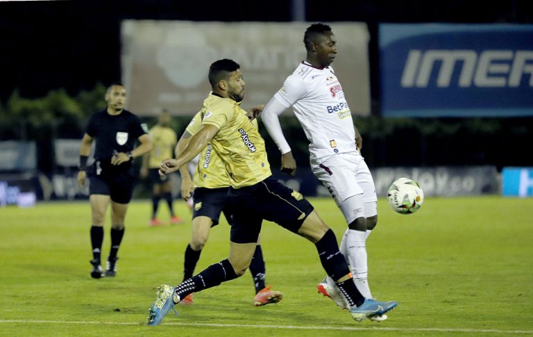 Águilas y Tolima, pálido empate