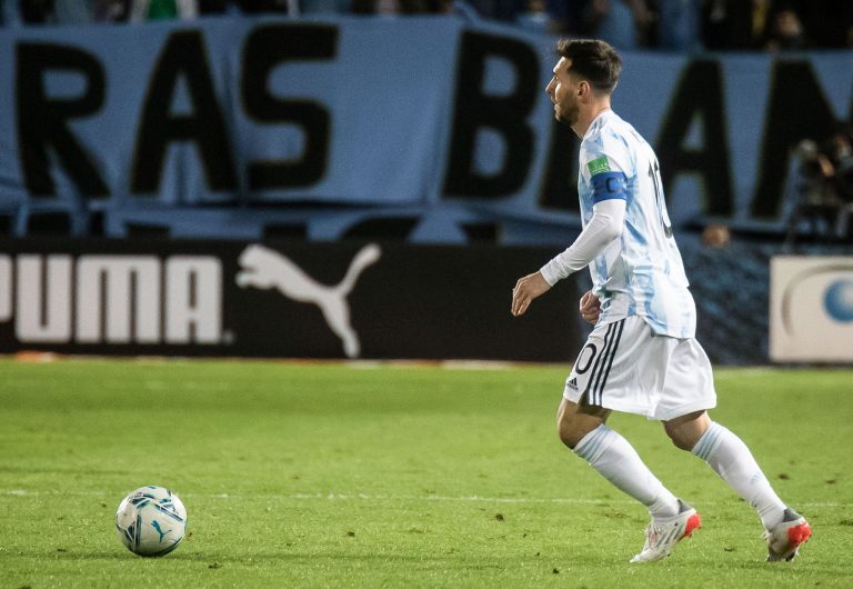 Dybala y Foyth en lista de Argentina liderada por Messi