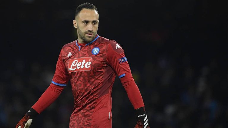 Ospina en trámites de renovación con Napoli