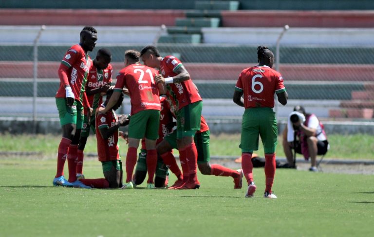 Ruíz, goleador y guía al Cortuluá a los 8