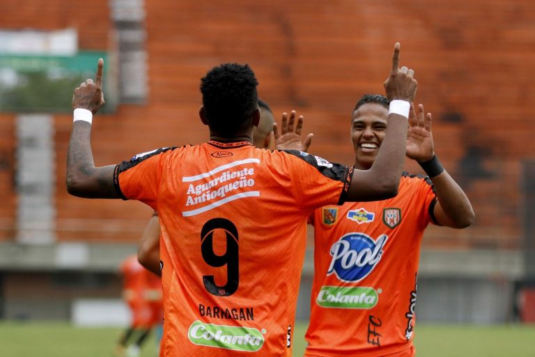 Envigado con victoria en los ocho