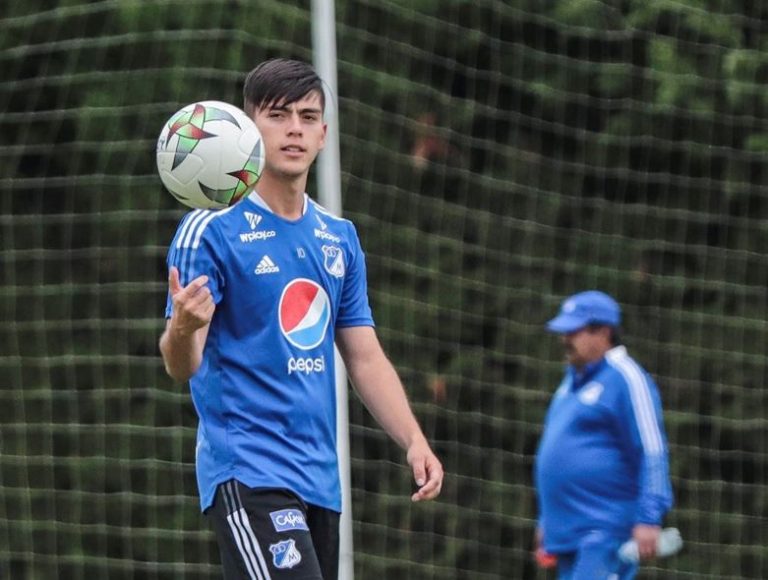 Andrés Llinás y Daniel Ruiz cierran la convocatoria de la Selección Colombia