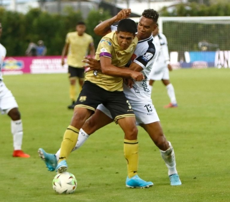 Envigado ganó y se confirmó entre los ocho