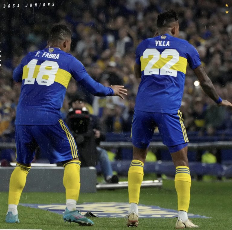 Riquelme elogia a Villa y Fabra