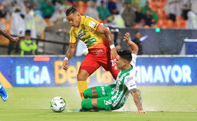 Nacional salvó un punto en casa