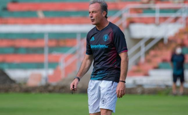 Cortuluá se quedó sin técnico