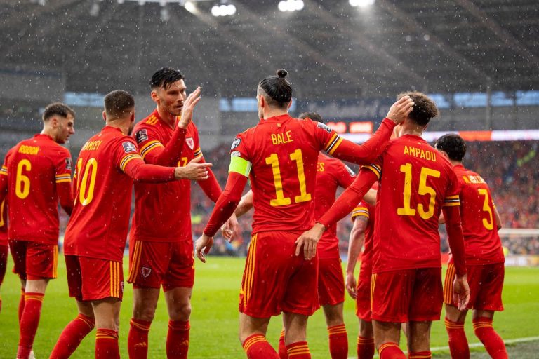 Gales se clasificó a Qatar 2022