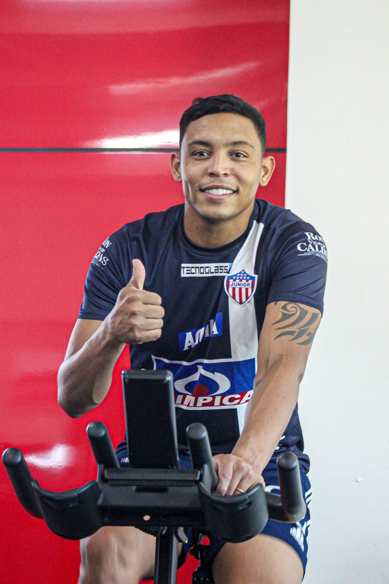 Muriel entrenó con Junior