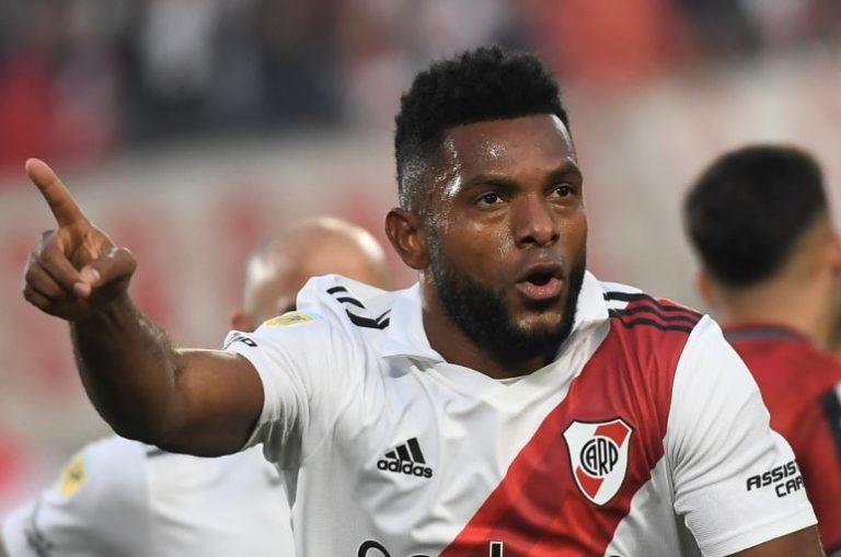 Borja vuelve al gol con River