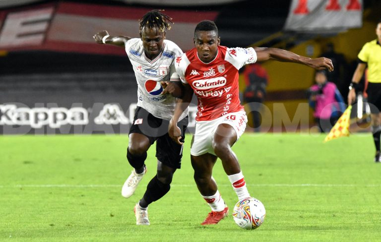 Santa Fe y América empataron en El Campin