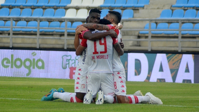 Clave triunfo santafereño en Santa Marta