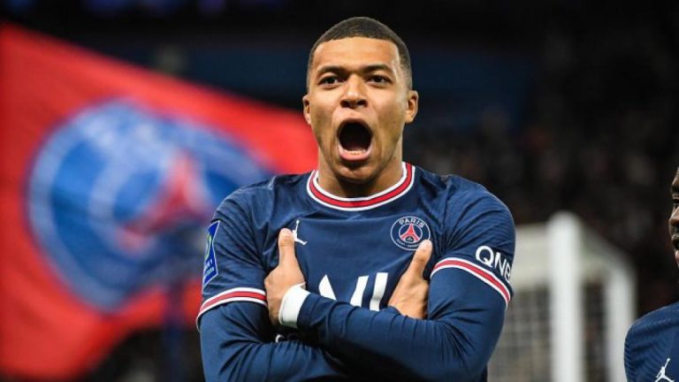 Mbappé, el mejor pago de la temporada: Forbes