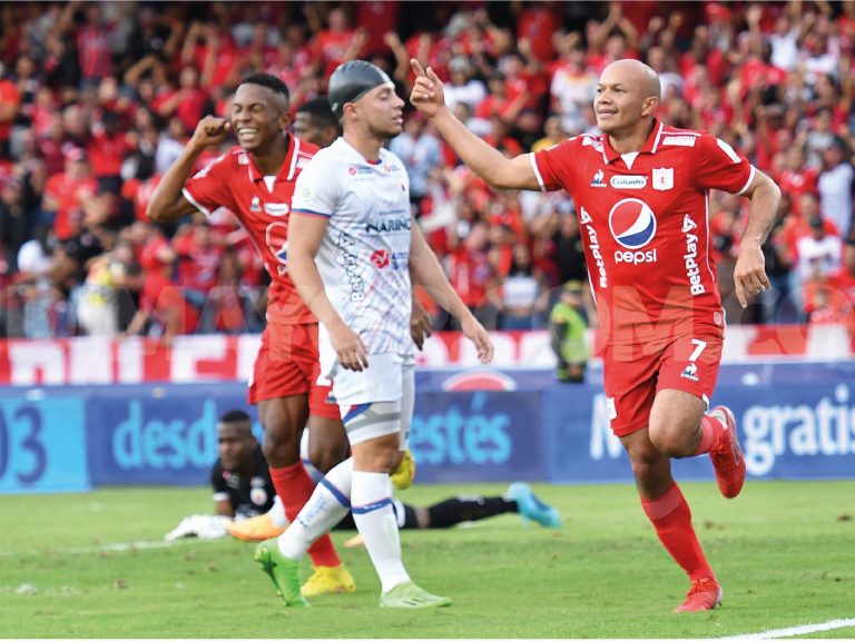 América goleó y se ilusiona