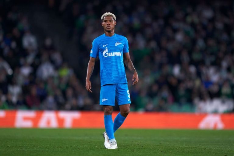 Wilmar Barrios, entre golpes y salió expulsado