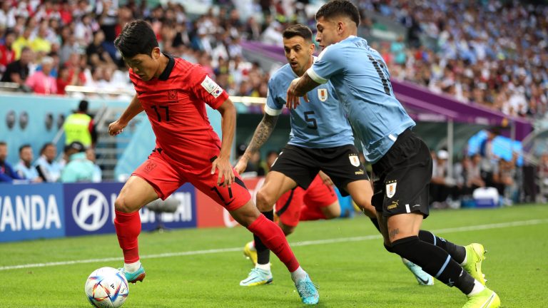 Uruguay y Corea se fueron en blanco