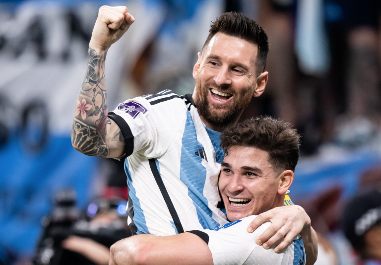 Argentina avanza a cuartos de final