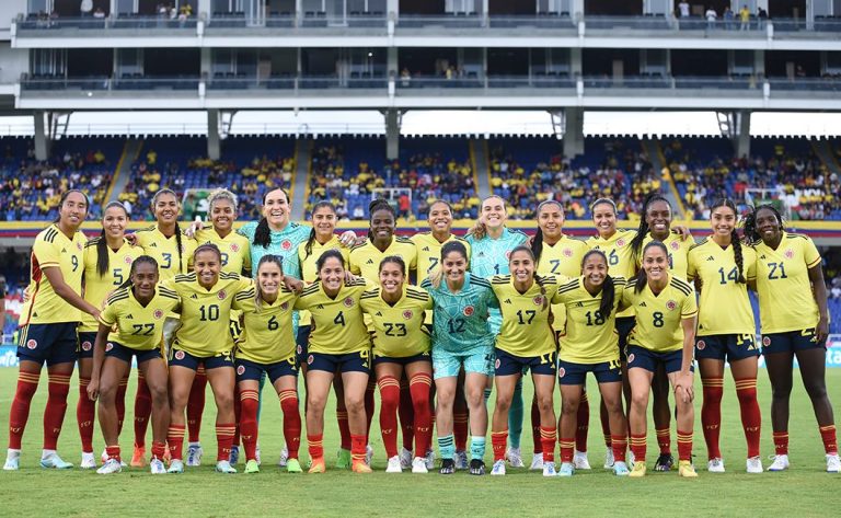 Colombia continua en el Top-30 femenino de FIFA