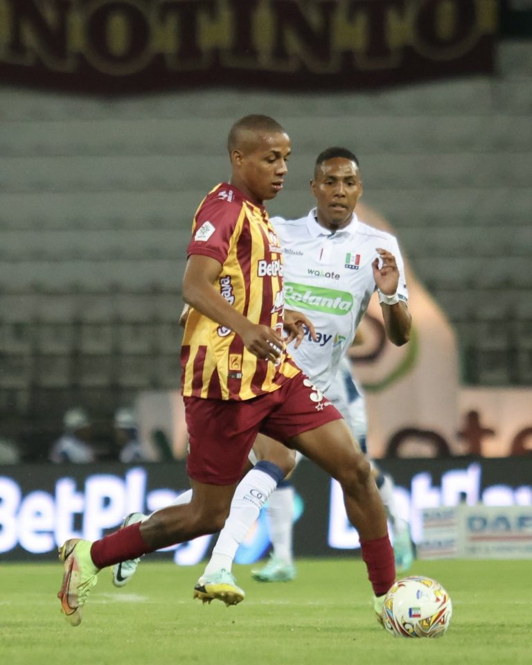 Once Caldas no arranca y Tolima es líder