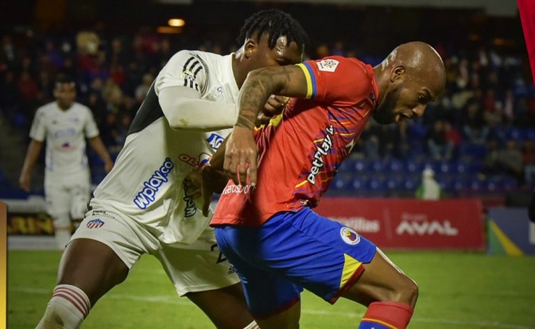 Junior sigue en deuda, cayó en Pasto