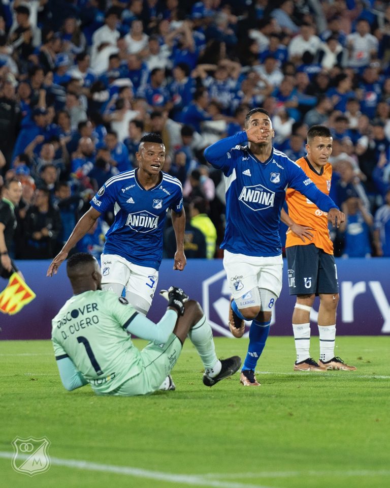 Millonarios remontó y sigue con vida en la Libertadores