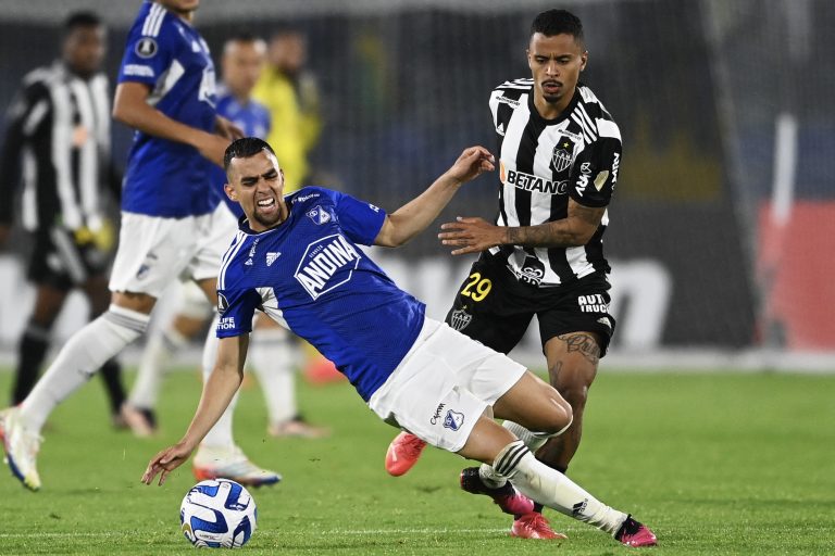 Millonarios y Mineiro dejaron la serie abierta