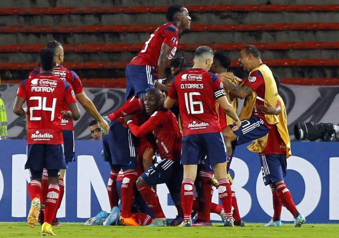 Medellín a grupos de la Libertadores