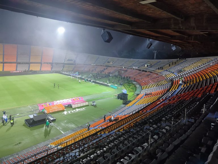 Primeras ciudades que le dicen NO al regreso de vallas a los estadios