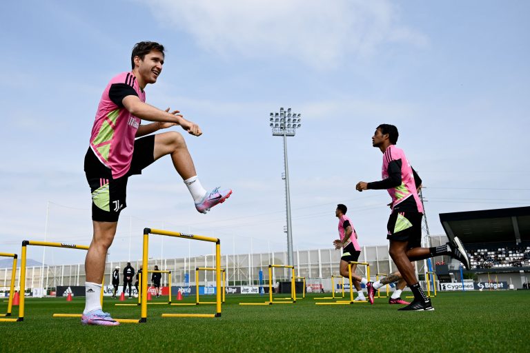 Allegri justificó a Cuadrado por su expulsión en Copa