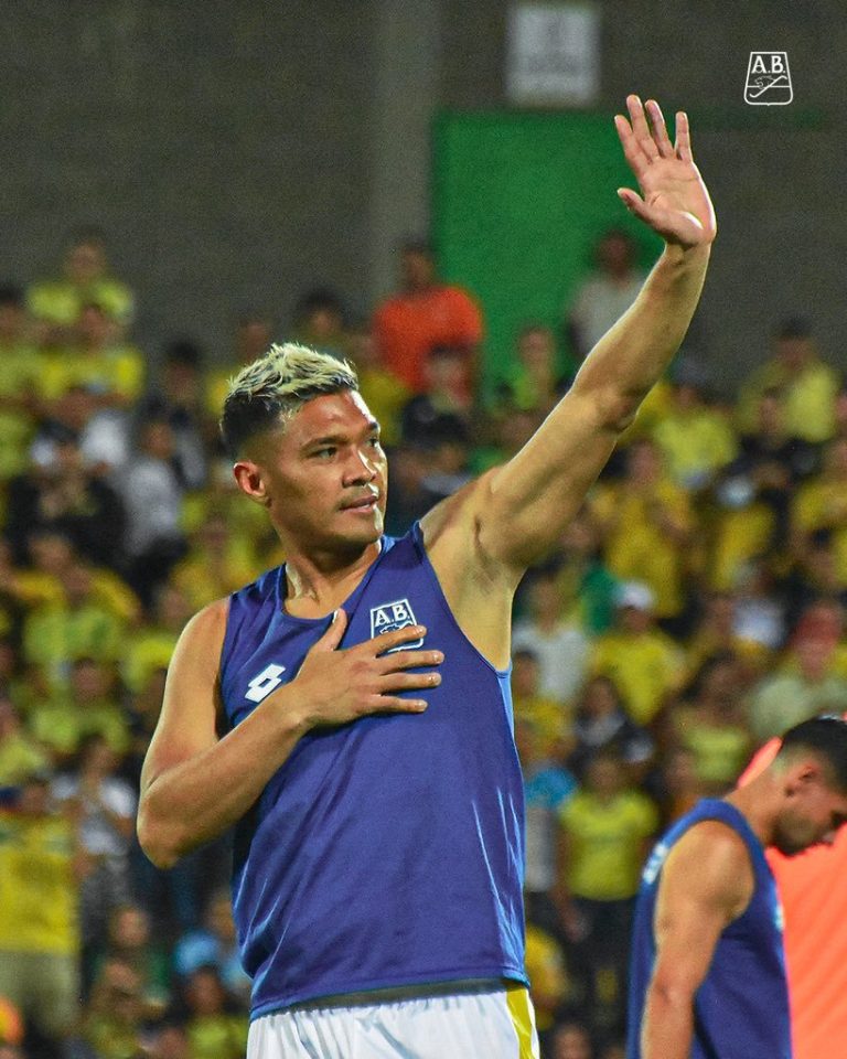 Fuerte sanción a Teo Gutiérrez por insultos al árbitro