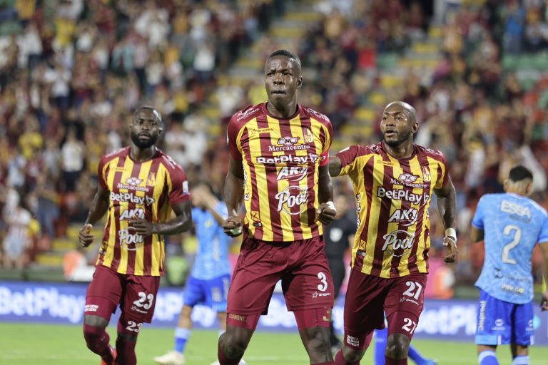 Cruz Real debutó en la Liga con una victoria