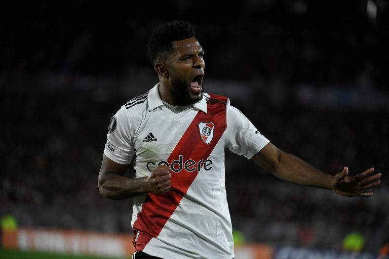 Borja confirmó la clasificación de River a octavos de Libertadores