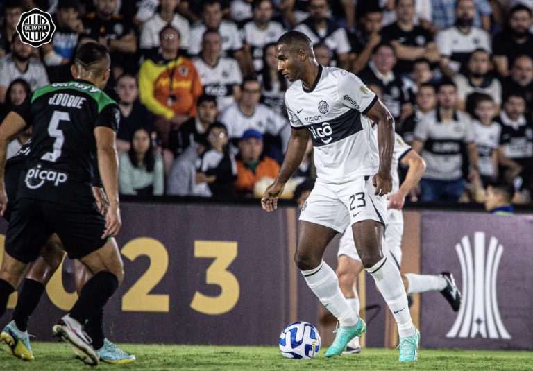 Nacional perdió el invicto en Libertadores