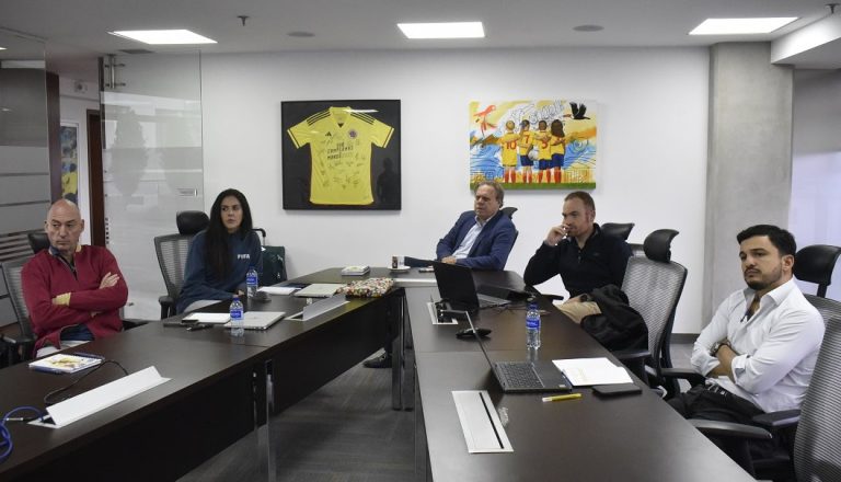 Colombia supera sin problemas visita de la FIFA para el Mundial