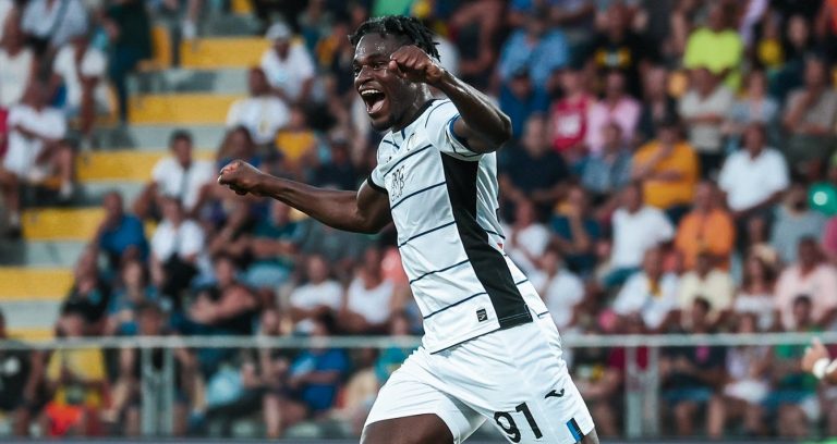 Duván Zapata marca su primer gol oficial de la temporada: así fue
