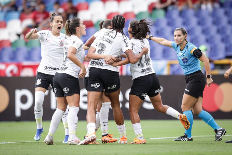 América, goleado y eliminado de la Copa Libertadores femenina