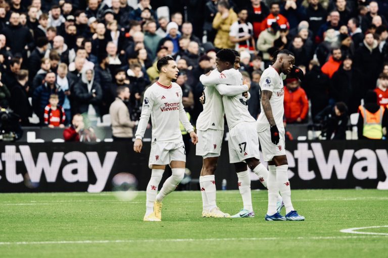 INEOS compró parte del Manchester United
