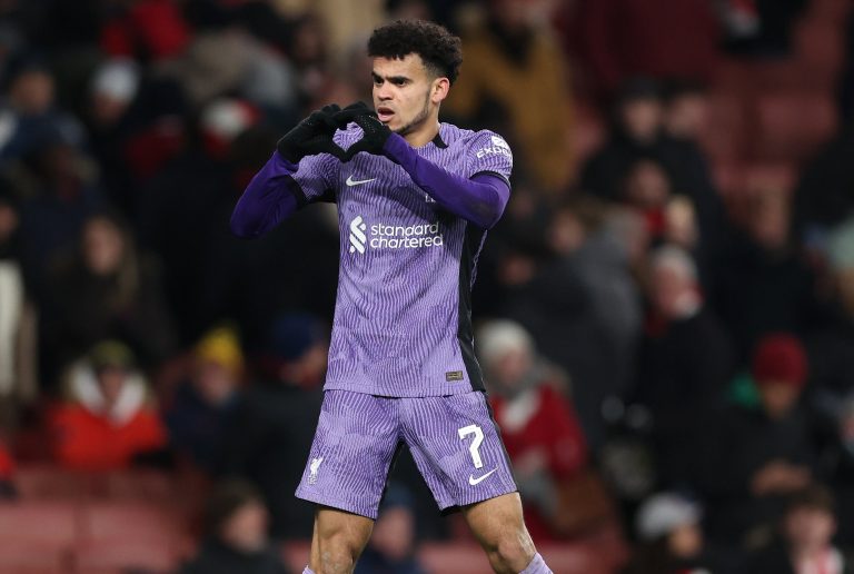 Lucho Díaz, fenomenal: Golazo del guajiro en victoria ante el Arsenal