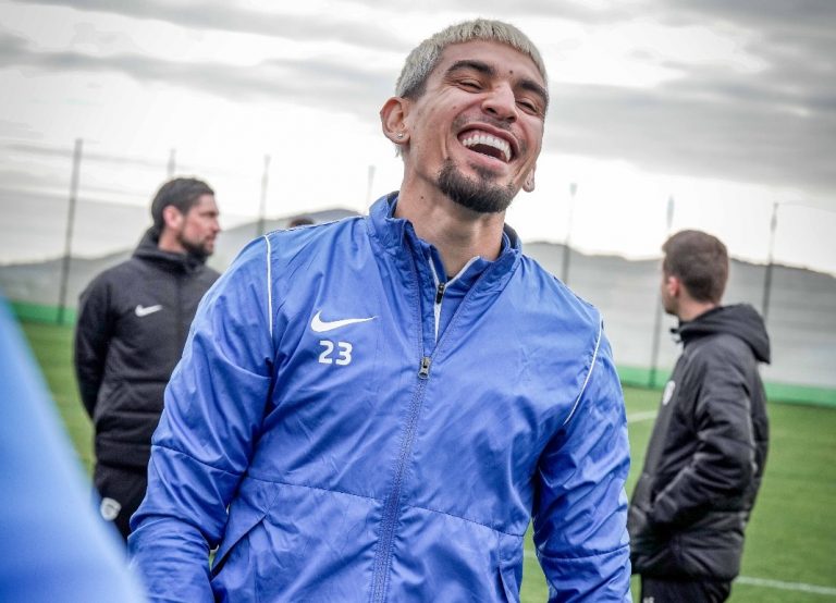 ¿Daniel Muñoz a la Premier League? Este equipo lo busca